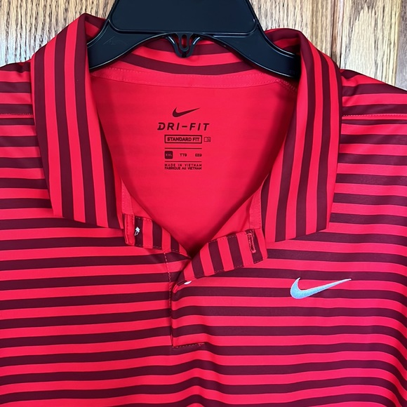 Nike red/maroon striped DRI-FIT short sleeved polo shirt.  Size XXL - Picture 2 of 7